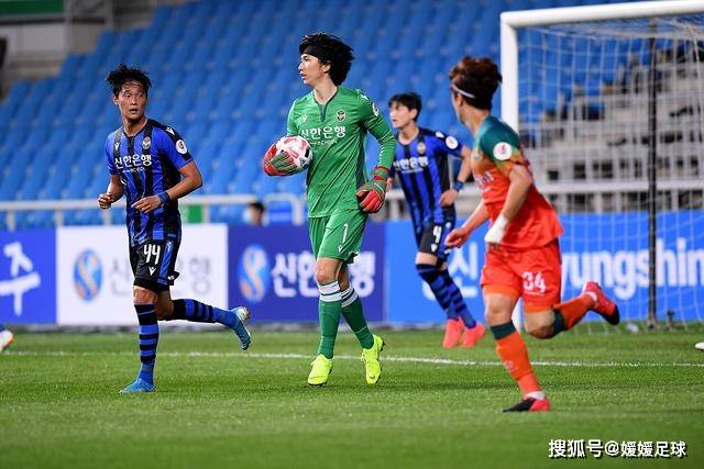 中国男篮居然输给了日本队19分，郭士强从选人和临场指挥都有问题